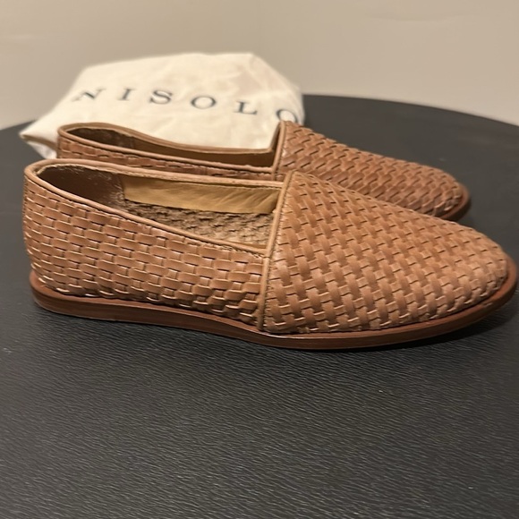 Nisolo Tan Woven Mules - Picture 6 of 8